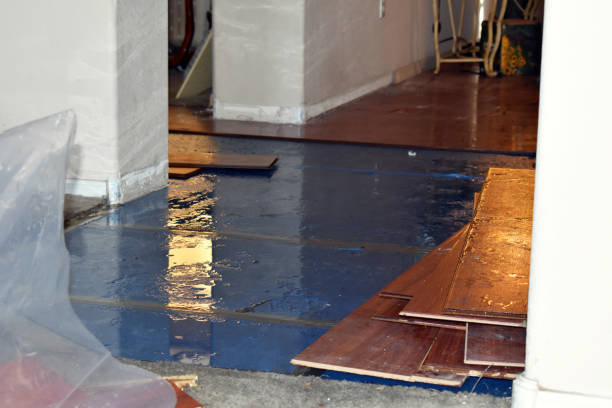 Professional Emergency Water Damage Restoration technician working in Thurman, OH